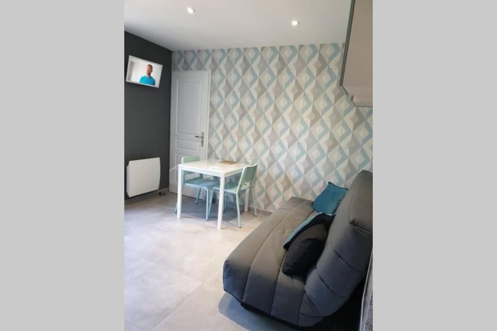 Agreable Logement Pour 4 Pers A Deux Pas De Verdun Apartment Haudainville Екстериор снимка